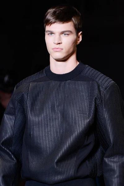 Look 14